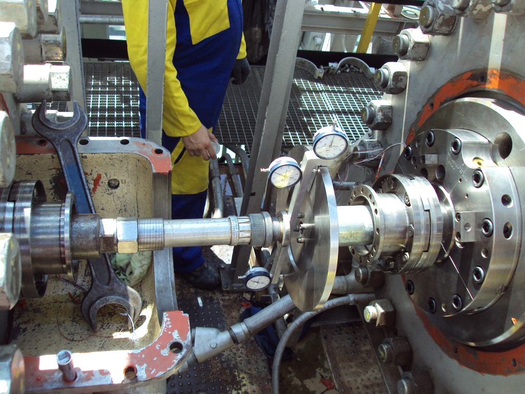 Dial-indicator alignment check